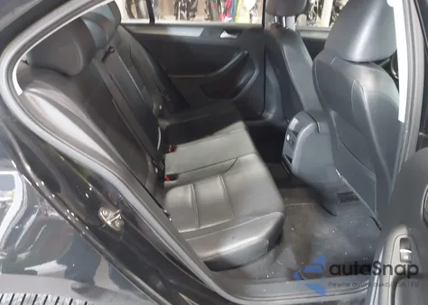 2014 Volkswagen Jetta 2.0L Tdi from USA, damaged, VIN 3VWLL7AJ3EM405274